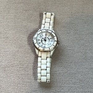 Chic White Ceramic Watch